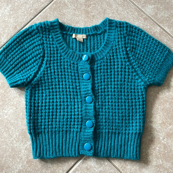 Vintage Tops - Vintage 70’s Style Cropped Knit Sweater w/ Bug Buttons